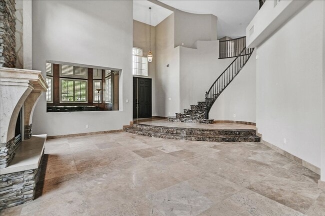 Building Photo - Fully Upgraded 5 Bedroom 4.5 Bathroom in Guard Gated Foothills Community!