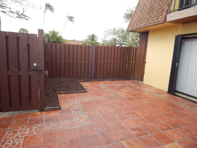 Building Photo - 110 N Delaware Blvd