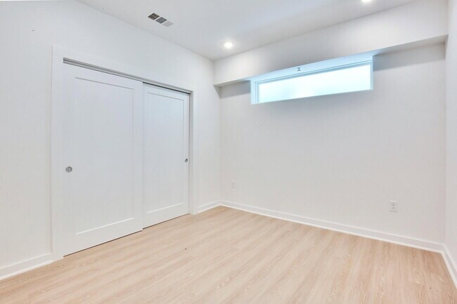 Building Photo - 4802 S Congress Ave