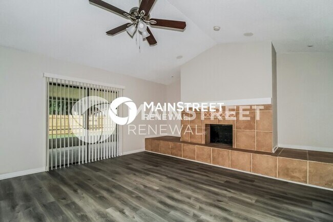 Building Photo - 4 Bedroom Pet-Friendly Home in Orlando, FL...