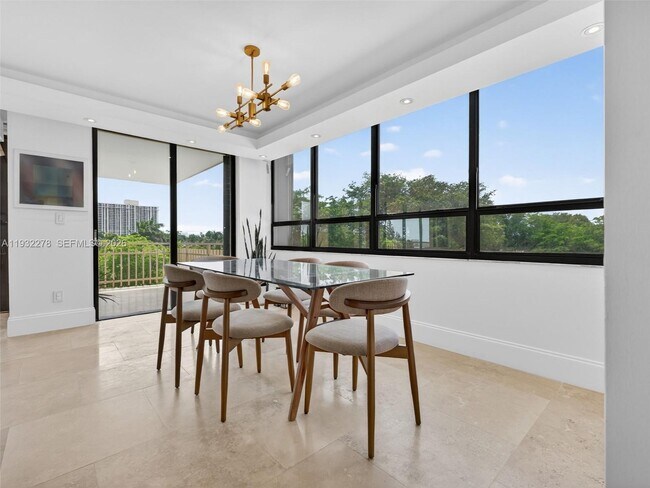 Building Photo - 11113 Biscayne Blvd