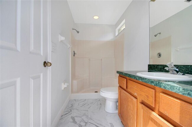 Building Photo - 236 Langham Dr