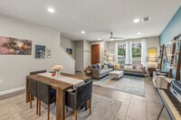 Building Photo - 6814 E Riverside Dr