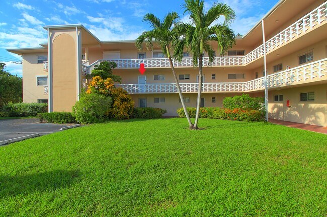 Primary Photo - 2721 Garden Dr N