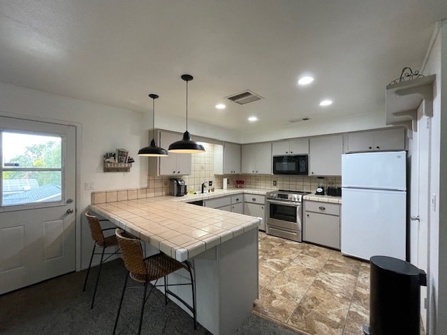 Building Photo - 40828 Goldside Dr