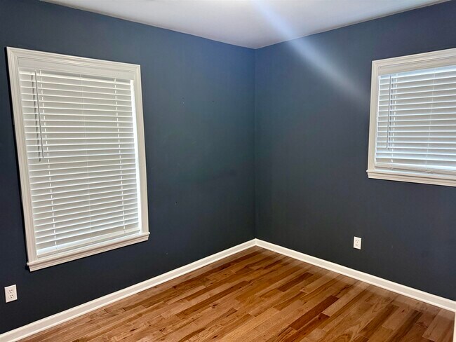 Building Photo - 770 West Virginia Rd