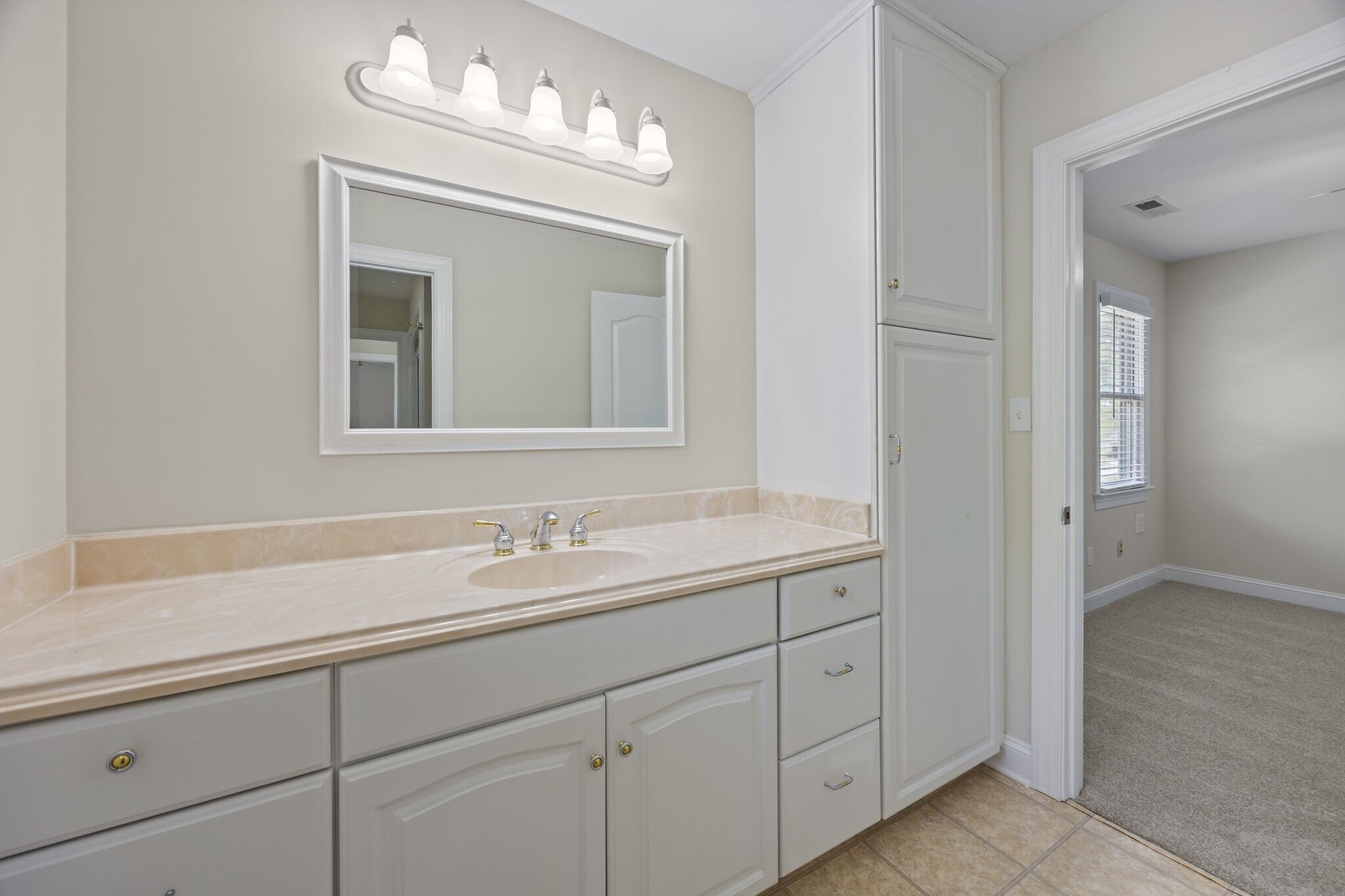 Building Photo - 5109 McCallum Mdws Dr