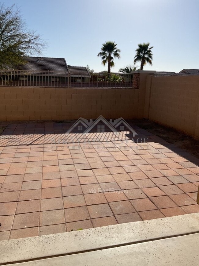 Building Photo - 14027 N 178th Ave