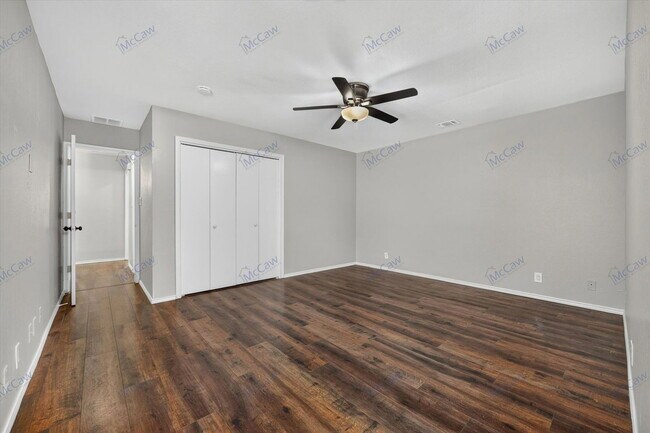 Building Photo - 4900 Ledgestone Dr