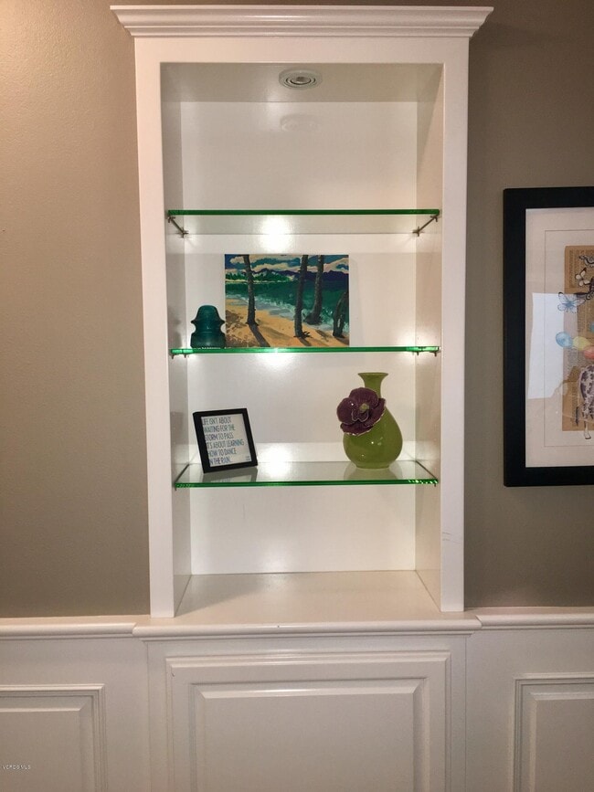 Building Photo - 2995 Dogwood Cir