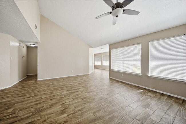 Building Photo - 12642 Autumn Mill Dr