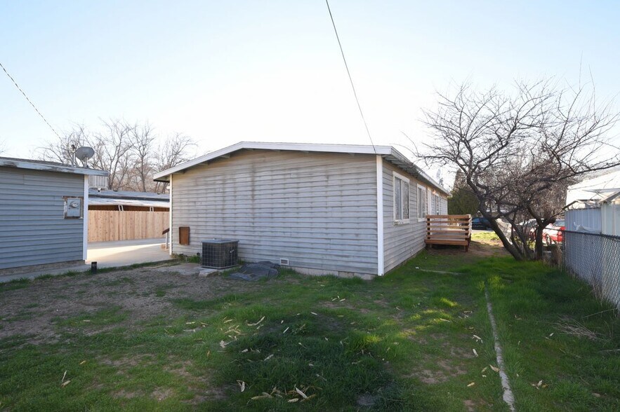 Building Photo - 2024 Marquis St