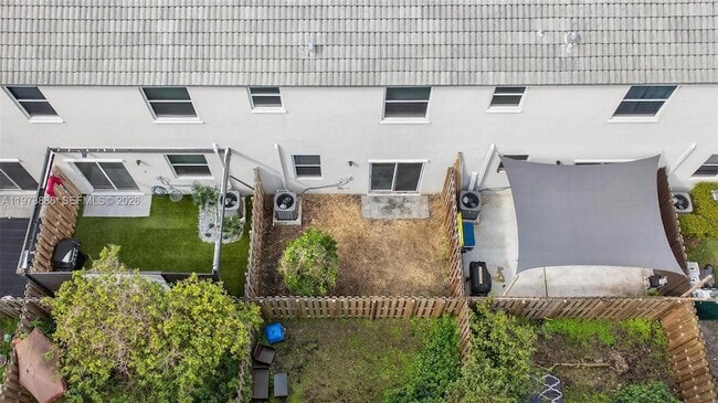 Building Photo - 2662 SE 10th St