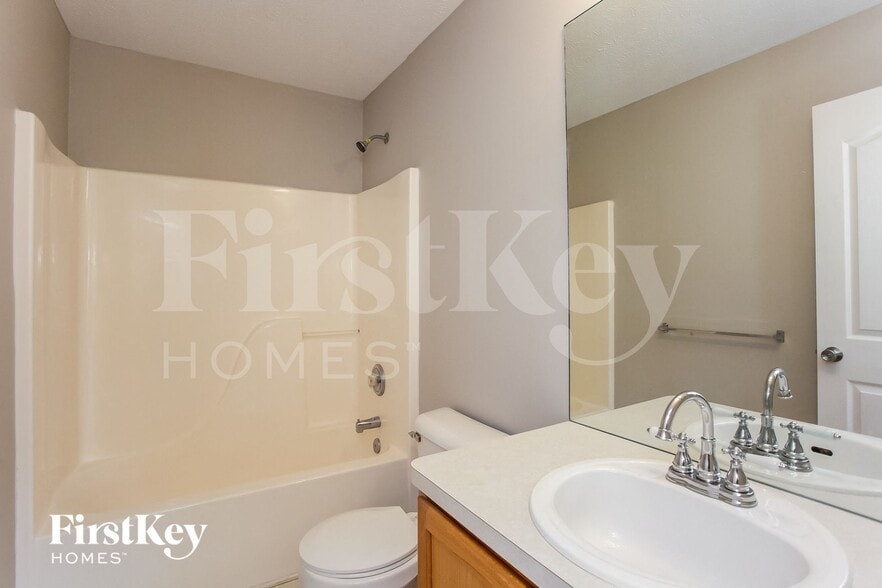 Building Photo - 8258 Morel Dr