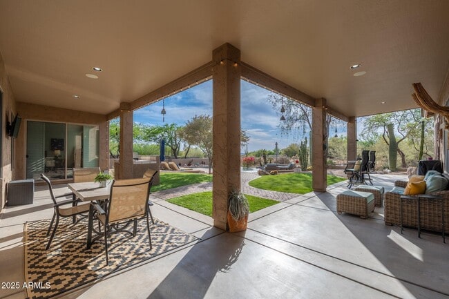 Building Photo - 5712 E Blue Sky Dr