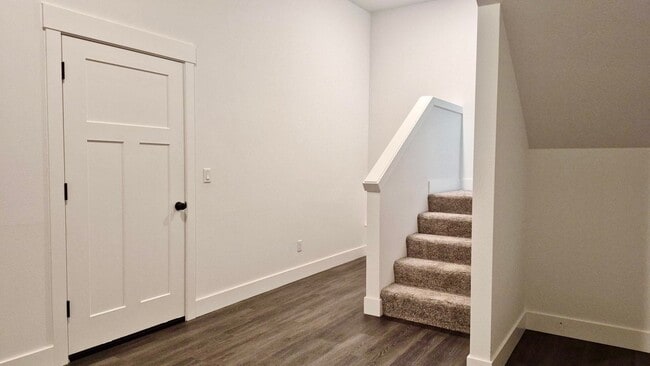 Building Photo - Beautiful Home in Champion Village, Sandy, OR!