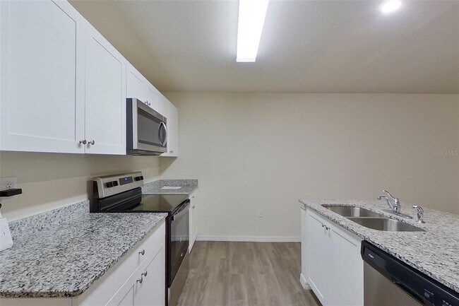 Building Photo - 9095 Aegean Cir