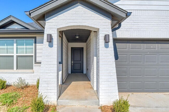 Building Photo - 3313 Mt Nebo Dr