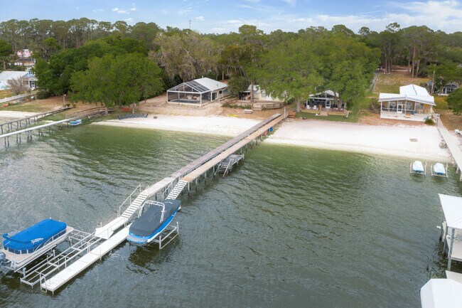 Building Photo - 13920 SE 124th St