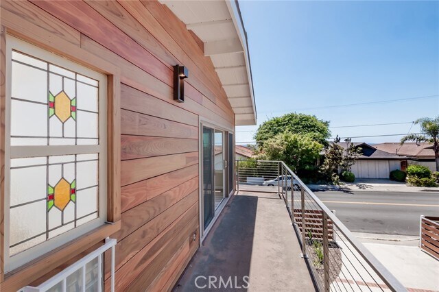 Building Photo - 804 Avenida Presidio