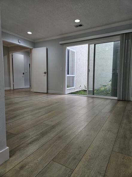 Building Photo - 6303 Rubicon Ave