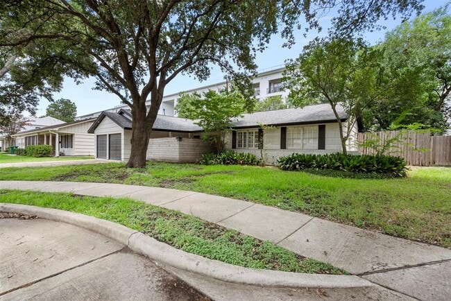 Building Photo - 5422 Lincrest Ln
