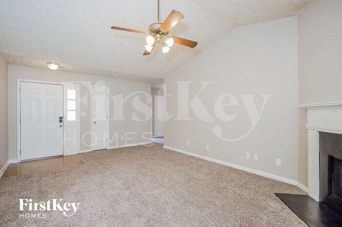 Building Photo - 6165 Pembroke Dr