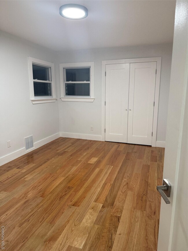 Building Photo - 120-60 200th St