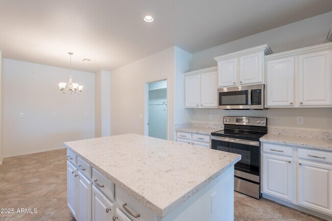 Building Photo - 12307 W Villa Hermosa