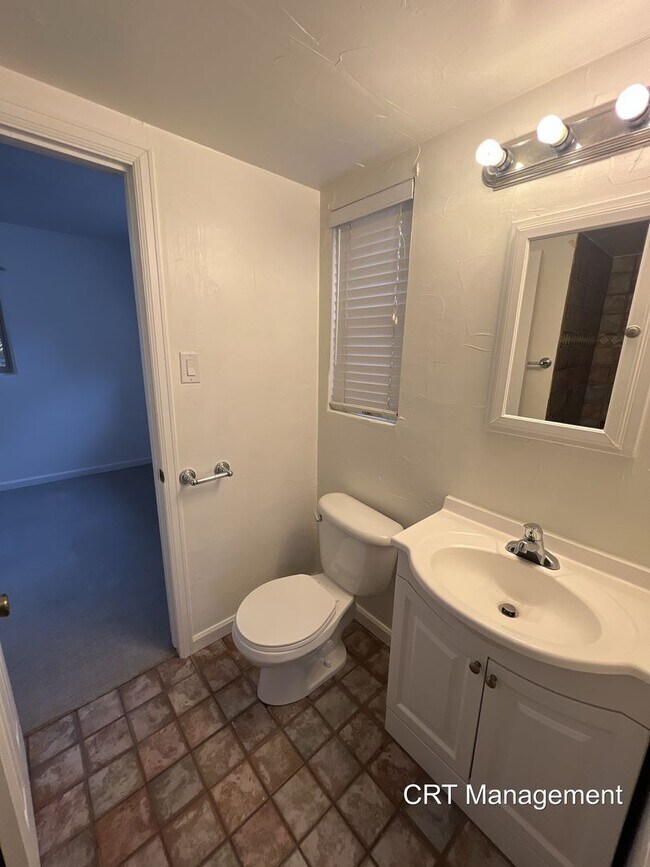 Building Photo - Charming 4-Bedroom Brick Ranch with Spacio...