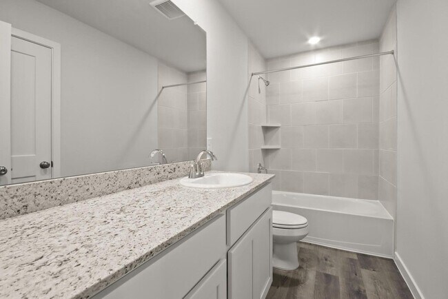 Building Photo - 496 Shoreview Dr