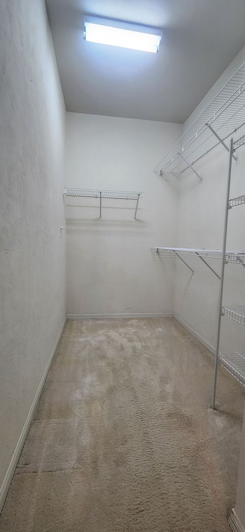 Building Photo - 2/2.5 Townhome in Sorrento