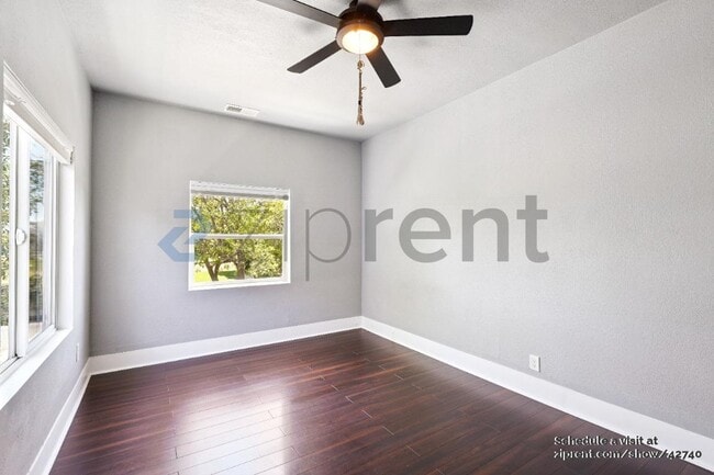 Building Photo - 1106 14th St