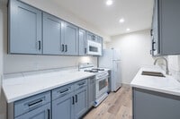 Building Photo - 6104 Cahuenga Boulevard