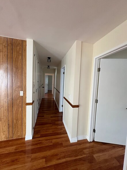 Building Photo - 1843 Santa Fe Ave