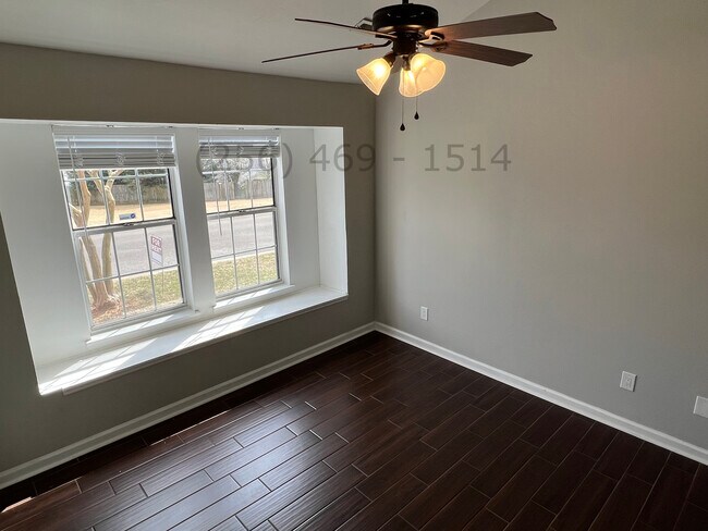 Building Photo - 138 Briargate Ln