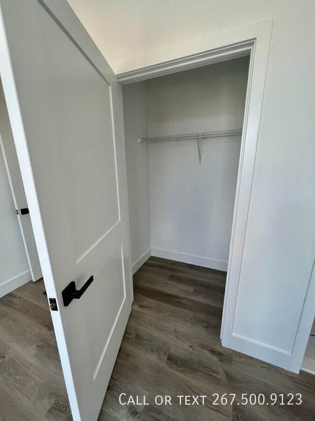 Building Photo - 1843 Hartranft St