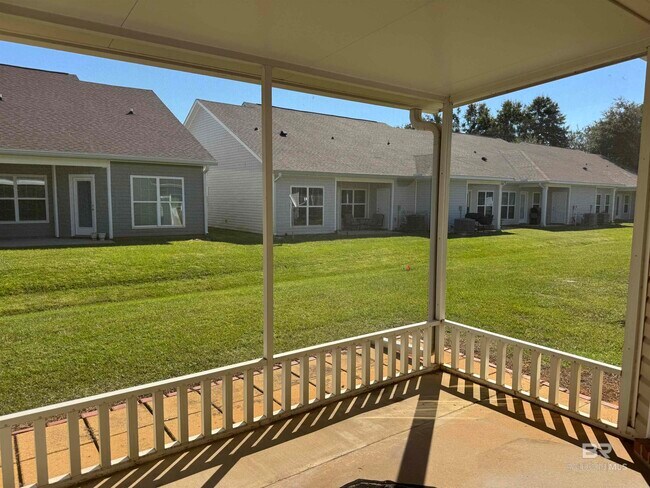 Building Photo - 2651 S Juniper St