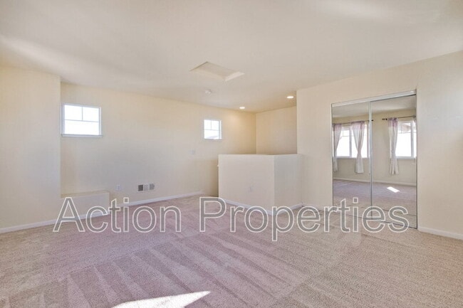 Building Photo - 5132 North First Street