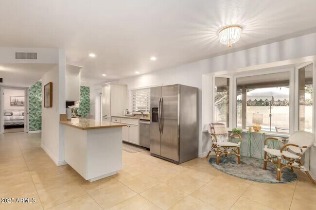 Building Photo - 15849 N 49th Pl