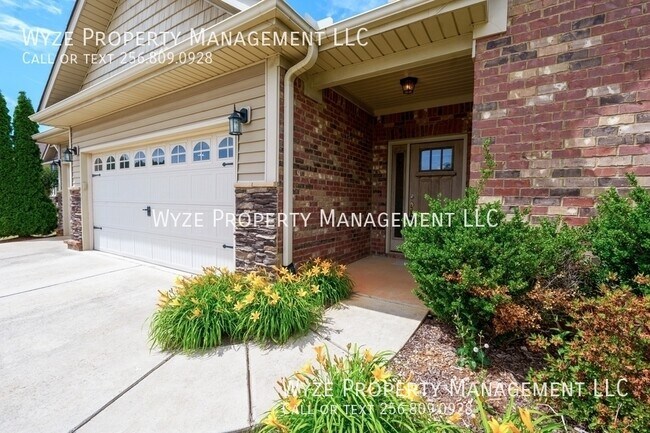 Building Photo - 410 Creekwater Cir