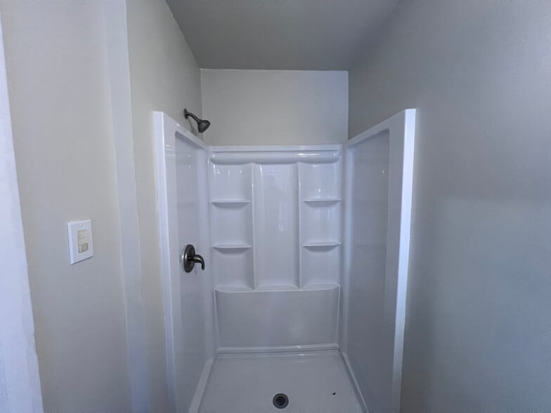 Building Photo - 427 Fourth St