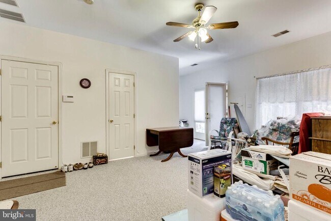 Building Photo - 6328 Dunman Way