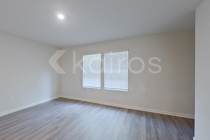 Building Photo - 388 Ironwood Ct