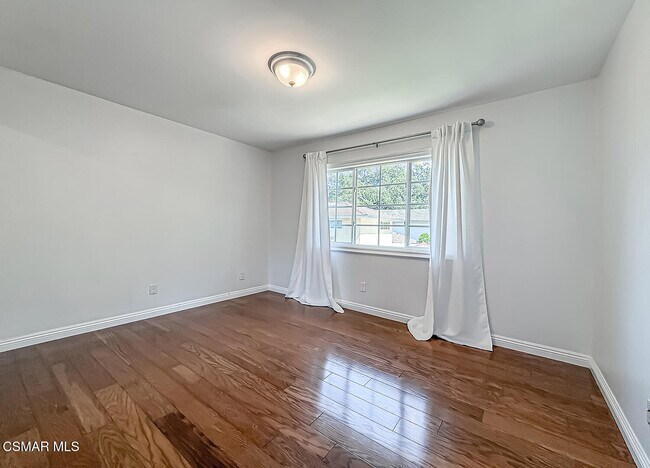 Building Photo - 1646 Swansea Pl