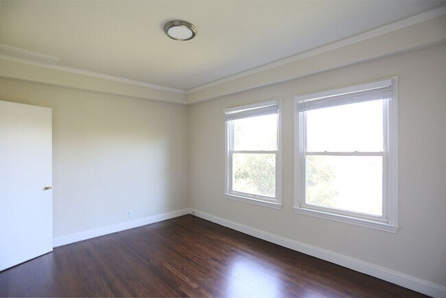 Building Photo - OPEN HOUSE:  Sunday (10/26) 3:15pm-3:45pm....