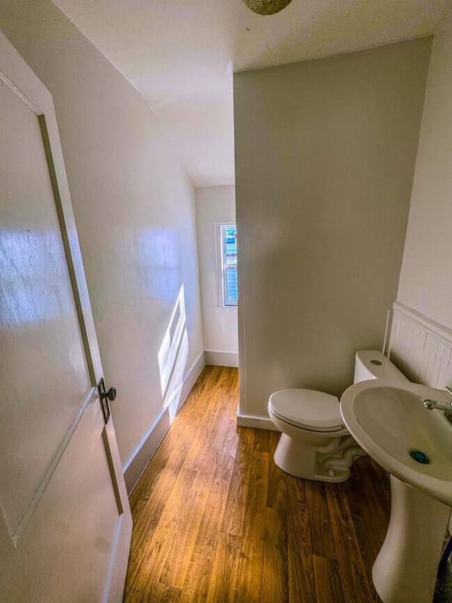 Building Photo - FSC LLC