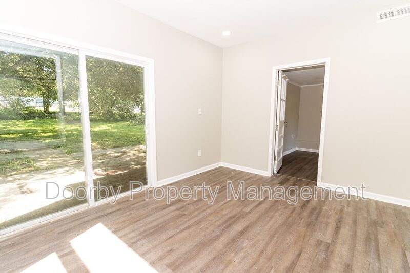 Building Photo - 26 Paulmar Dr