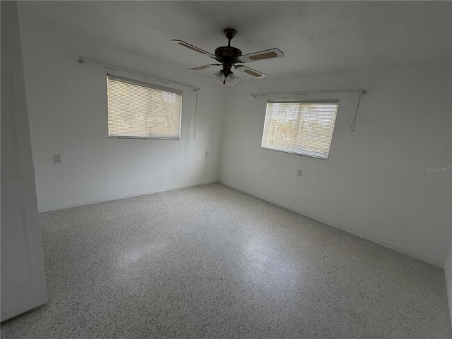 Building Photo - 100 Boca Ciega Dr