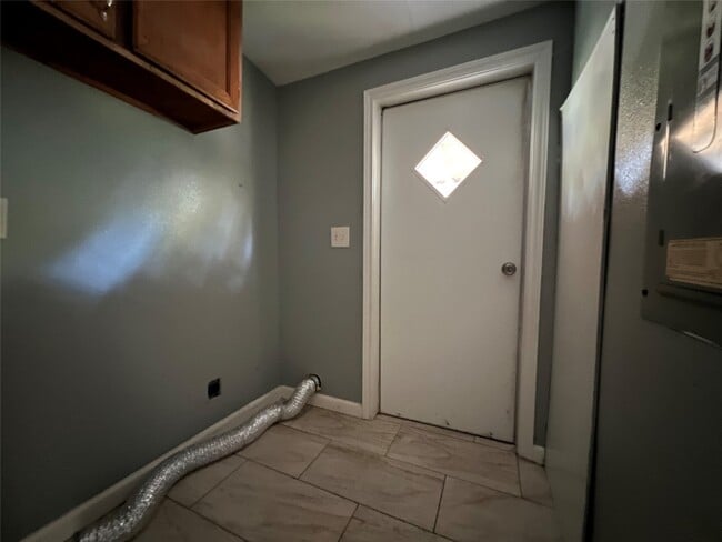 Building Photo - 66 McFaddin Rd